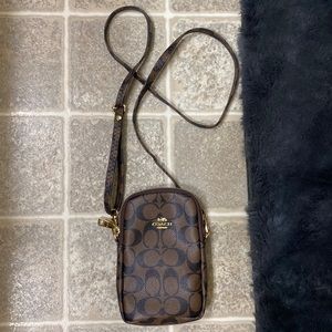 Phone crossbody